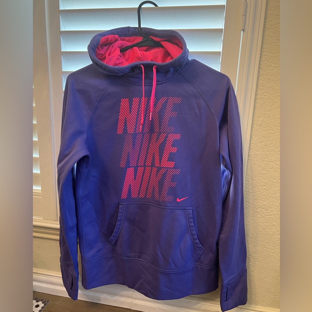 Nike Medium Purple/Hot Pink Therma-Fit Women's Hoodie.
